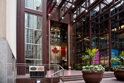 Scotia Plaza entrance with first Heritage Toronto plaque, 40 King Street West, July 4, 2022. Image by Herman Custodio.