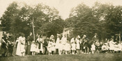 Children’s race, Kew Gardens, circa 1911. Toronto Public Library.