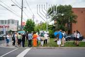 Tour participants on the "Jewish Life on Lawrence" tour, Yeshivas Lubavitch, July 9, 2023. Image by Oscar Akamine.