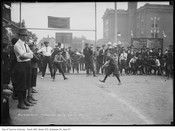 Elizabeth Street Playground, Gerrard and Elizabeth Streets, August 21, 1913. Image: City of Toronto Archives