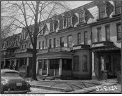 Rose Avenue House, St. James Town, April 10, 1949. Courtesy of the City of Toronto Archives, Fonds 1266, Item 132926