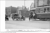 A streetcar at the intersection of College and Bathurst Streets in 1925. Image: Photographer Alfred Pearson, City of Toronto Archives
