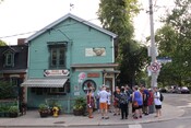 Participants at the corner of Sumach and Winchester Streets, Cabbagetown tour, July 6, 2017. Image by Emily Macrae.
