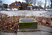 Plaque on Frances Loring and Florence Wyle, 276 St Clair Avenue East, December 30, 2021. Image by Herman Custodio.